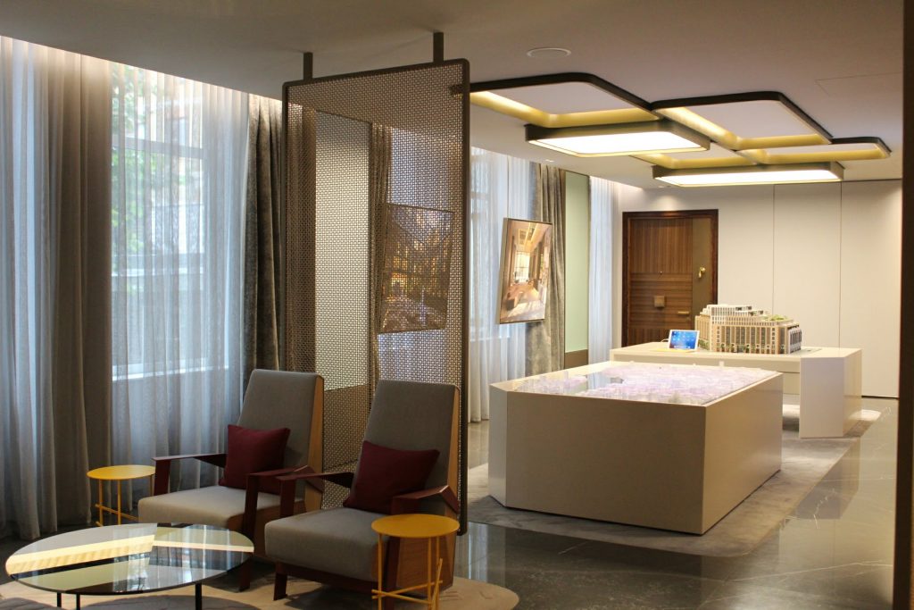 Lincoln Square Showroom - Lodha